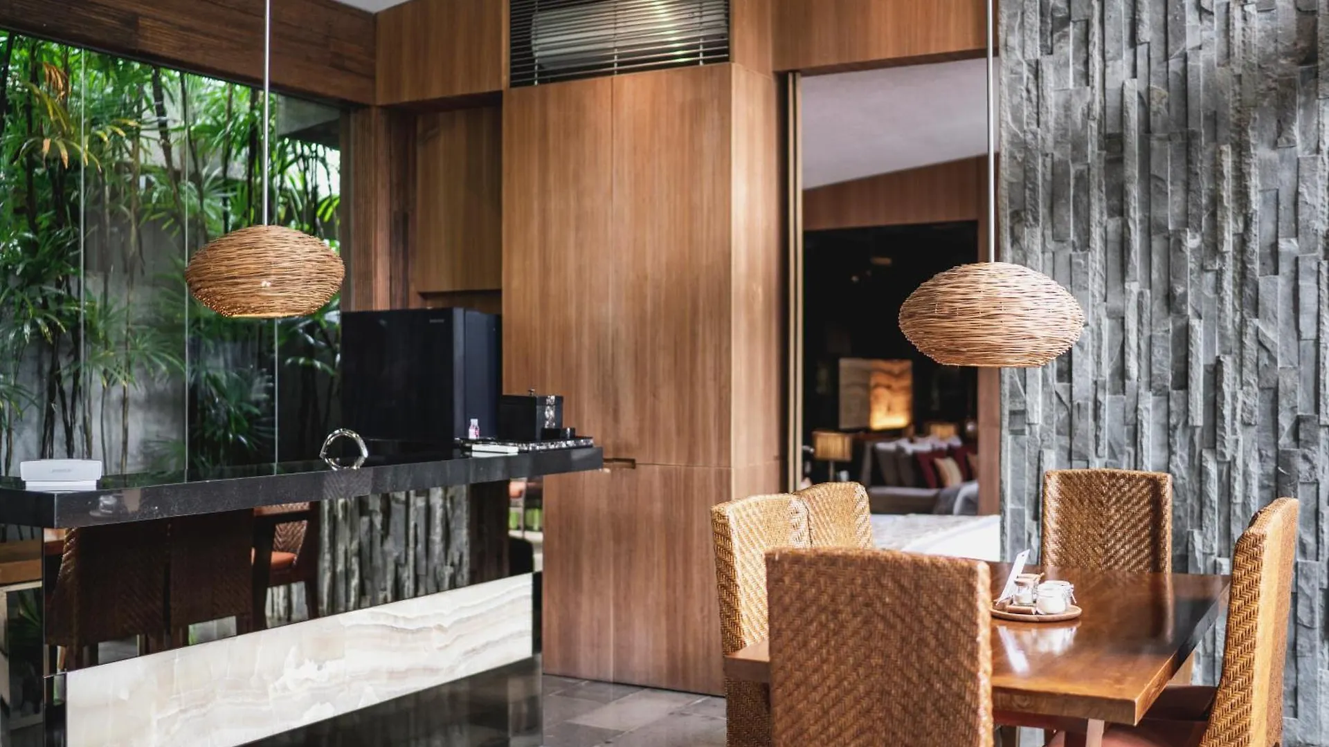 Ivilla By Ekosistem Seminyak Indonesia