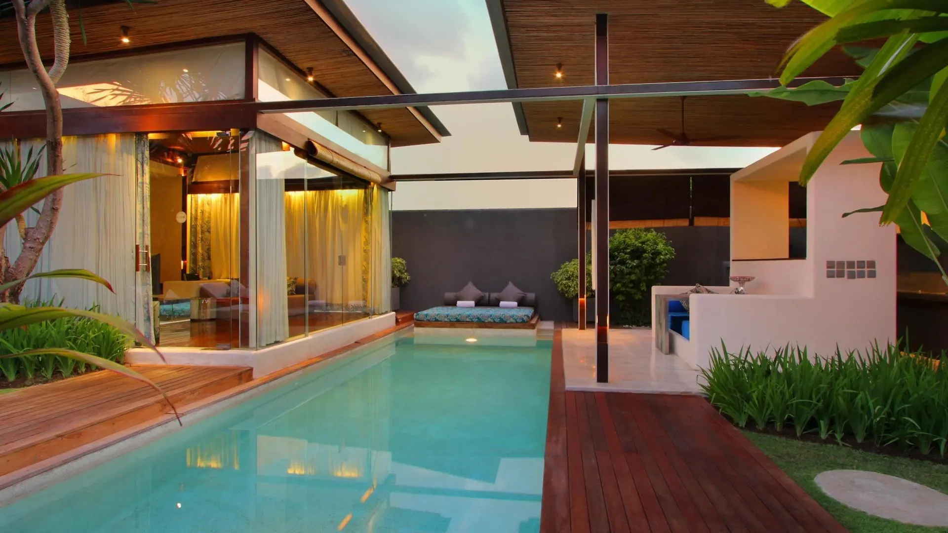 Villa Ivilla By Ekosistem Seminyak